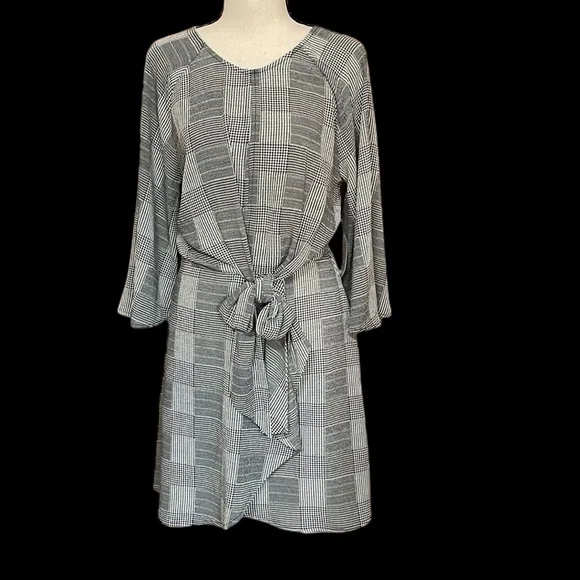 NWT Gypsies & Moondust Houndstooth Attached Wrap Skirt with Tie Dress Size L - Picture 2 of 16